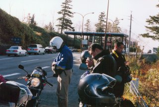 No.2-03 ��ƃX�J�C���C��������